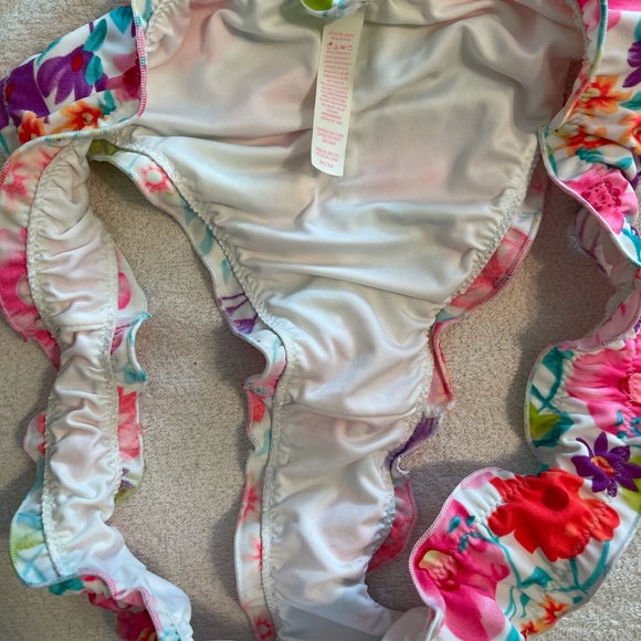 Cheeky Ruffled Bikini Bottom - Picture 4 of 4